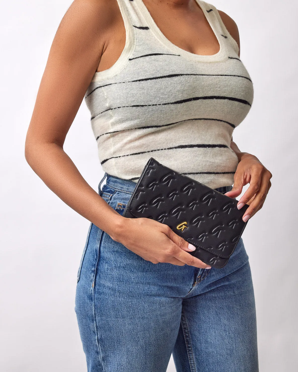 MONOGRAM GOLD WOC - BLACK